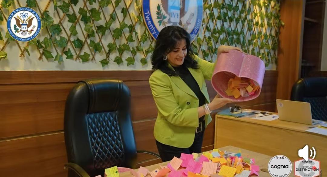  ✨ Positive Post-it Day at IVY International Schools! ✨
Even on the busiest days, our HR — or as we